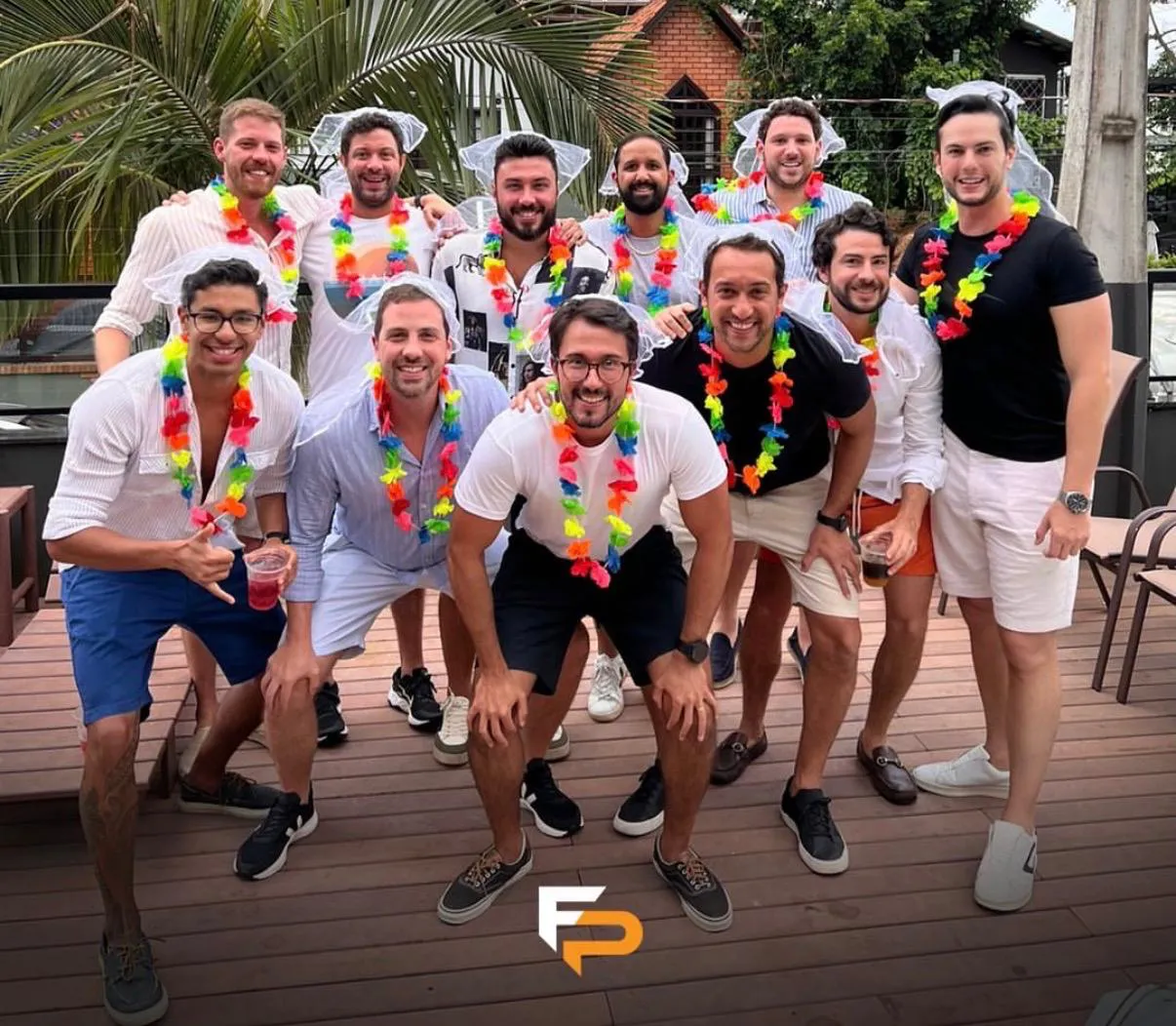 Experiência Friend's Party 38