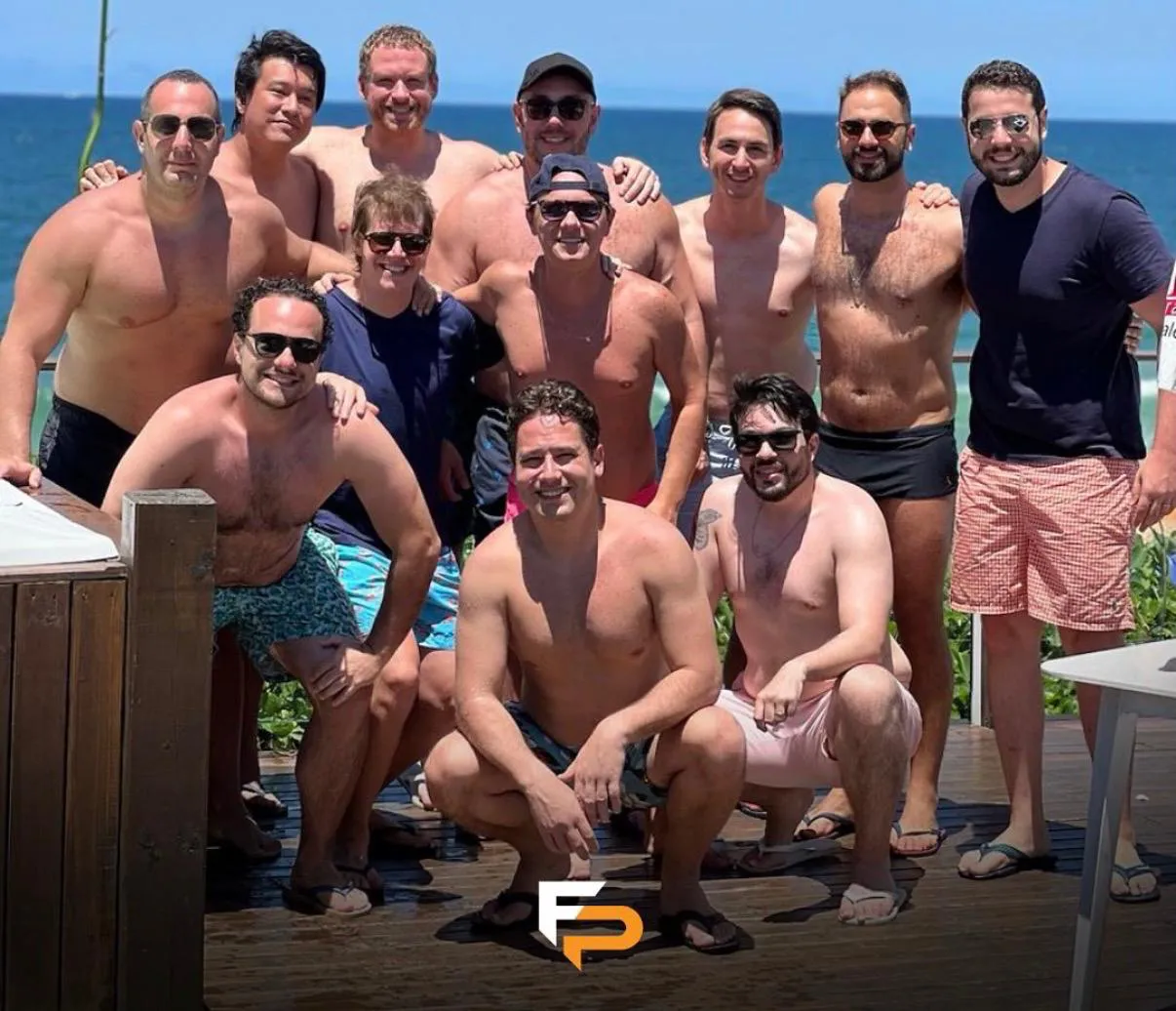 Experiência Friend's Party 41